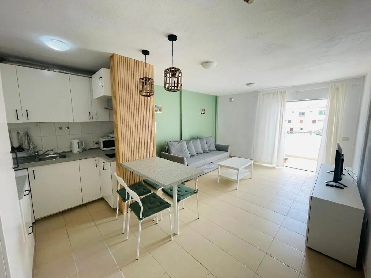 Alondras Park Mialsoma Apartment Arona